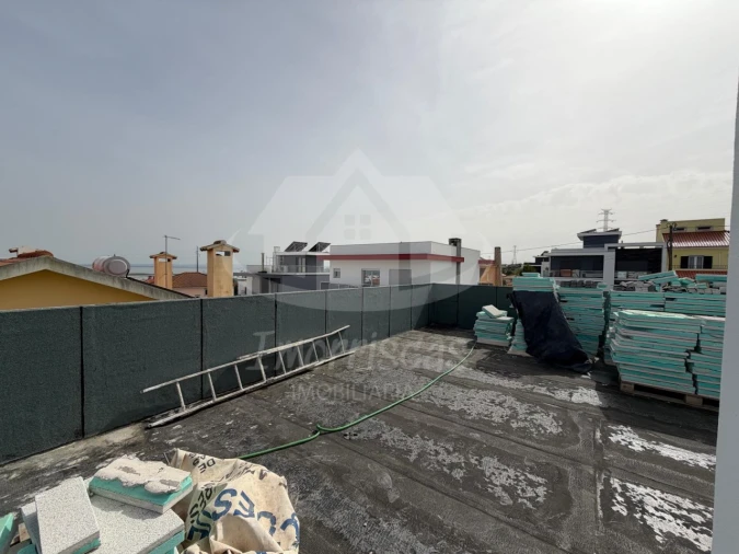 Moradia T4 para Venda em Santa Iria de Azoia, São João da Talha e Bobadela Foto 26