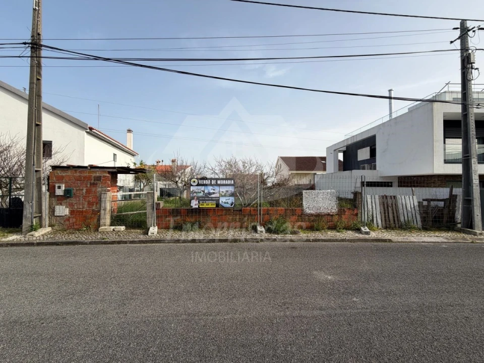 Moradia T3 para Venda em Santa Iria de Azoia, São João da Talha e Bobadela Foto 13