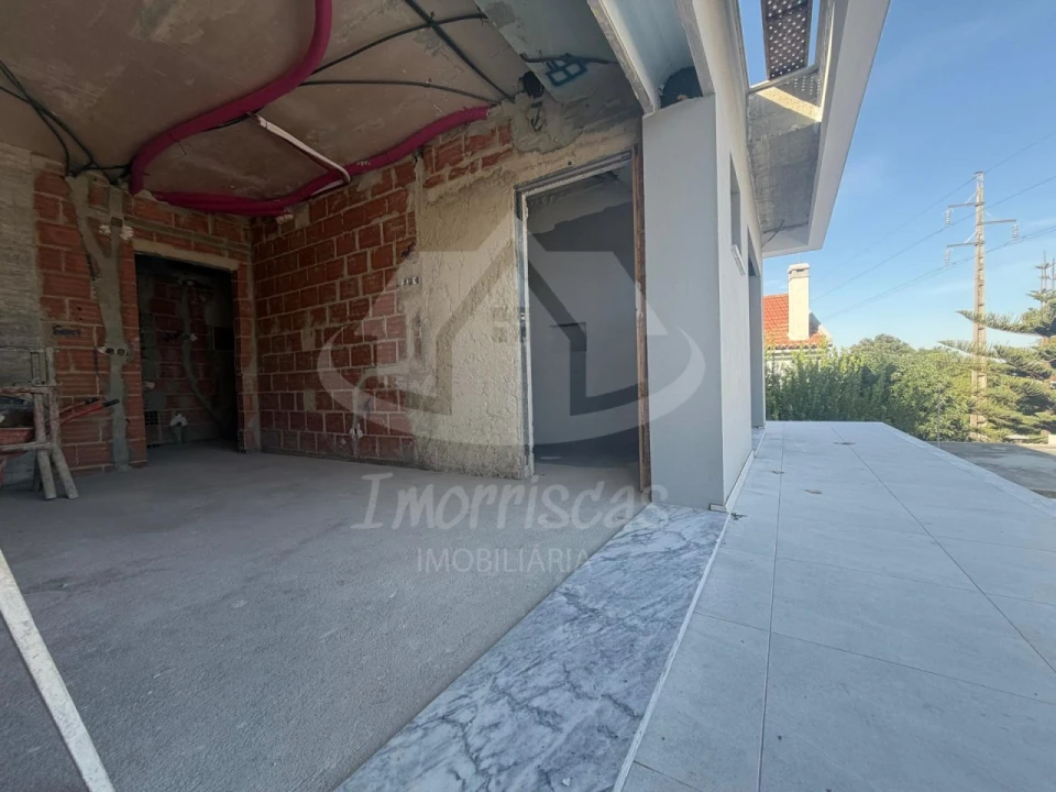 Moradia T4 para Venda em Santa Iria de Azoia, São João da Talha e Bobadela Foto 19
