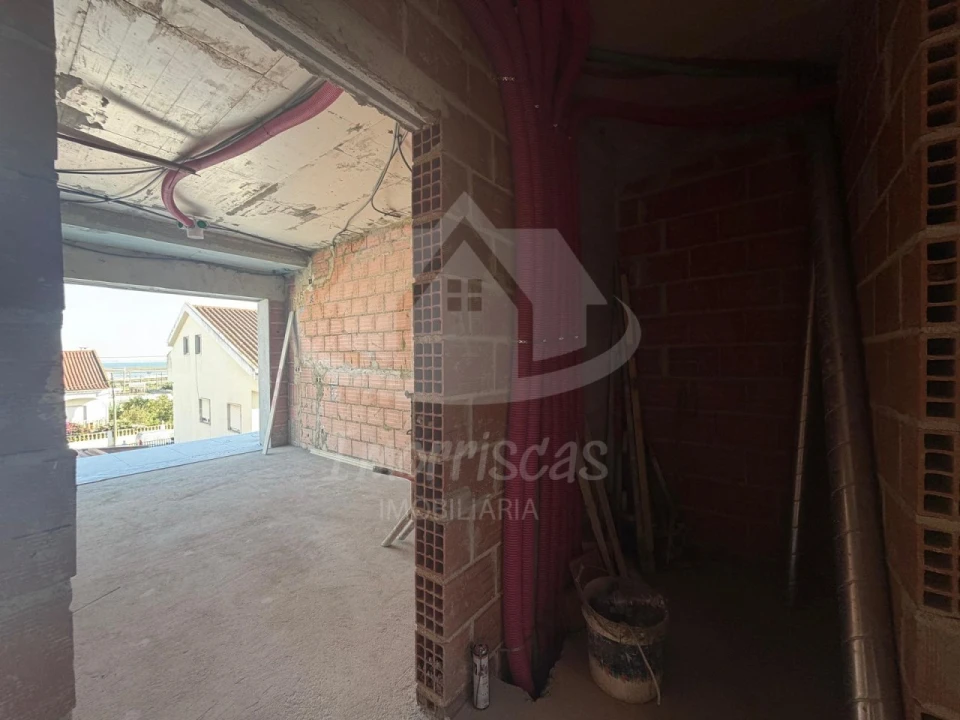 Moradia T4 para Venda em Santa Iria de Azoia, São João da Talha e Bobadela Foto 25