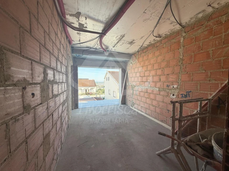 Moradia T4 para Venda em Santa Iria de Azoia, São João da Talha e Bobadela Foto 27