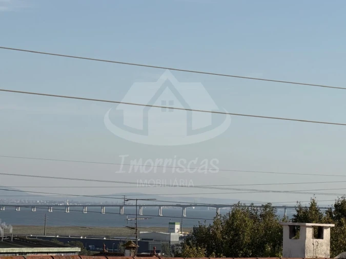 Moradia T4 para Venda em Santa Iria de Azoia, São João da Talha e Bobadela Foto 29