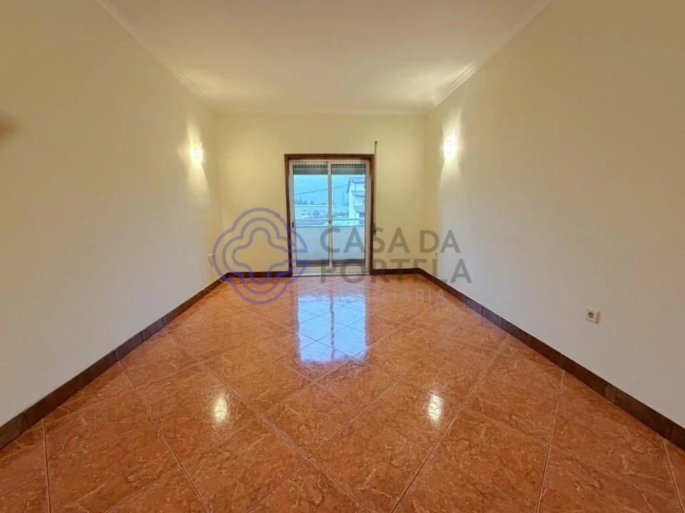 Apartamento T2 para Venda em Gandra Foto 4