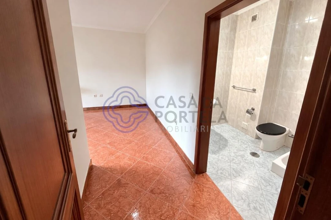 Apartamento T2 para Venda em Gandra Foto 12