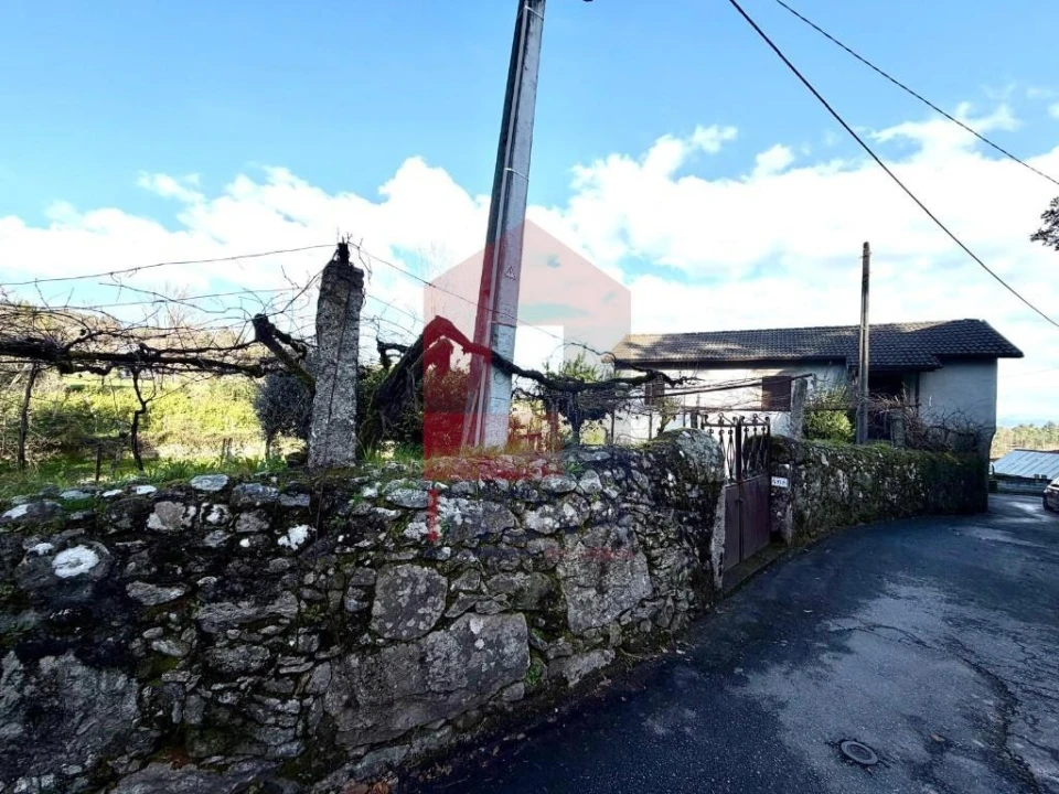 Moradia T3 para Venda em Turiz Foto 34