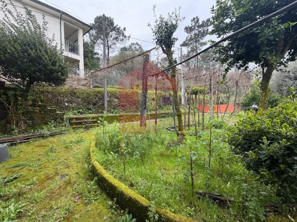 Moradia T3 para Venda em Turiz Foto 26