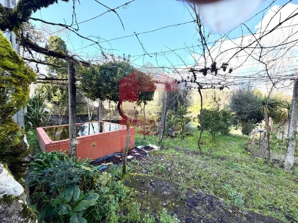 Moradia T3 para Venda em Turiz Foto 24