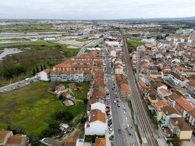 Moradia T1 para Venda em Baixa da Banheira e Vale da Amoreira Foto 31