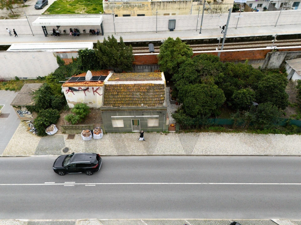 Moradia T1 para Venda em Baixa da Banheira e Vale da Amoreira Foto 2