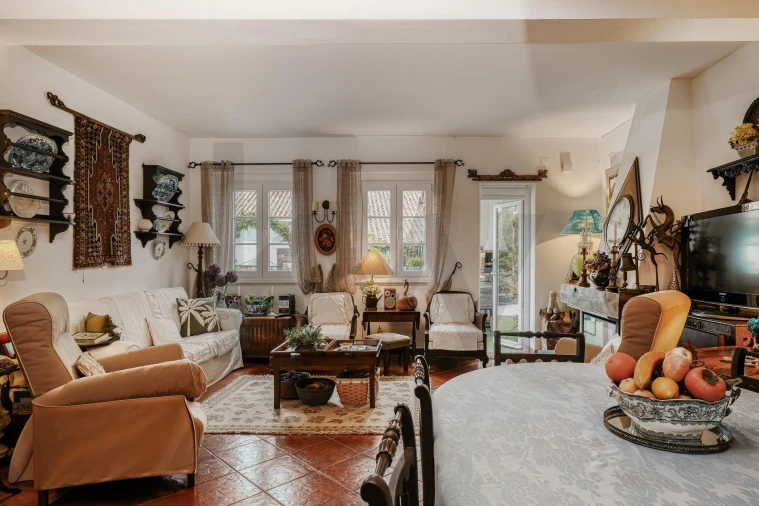 Moradia T5 para Venda em Colares Foto 11