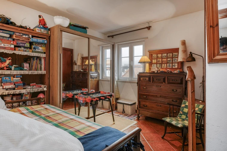 Moradia T5 para Venda em Colares Foto 23