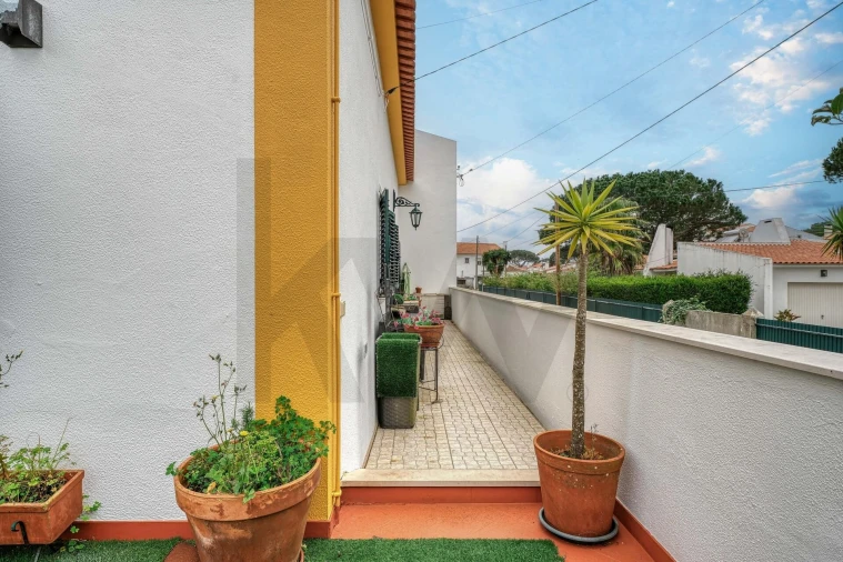 Moradia T5 para Venda em Colares Foto 33