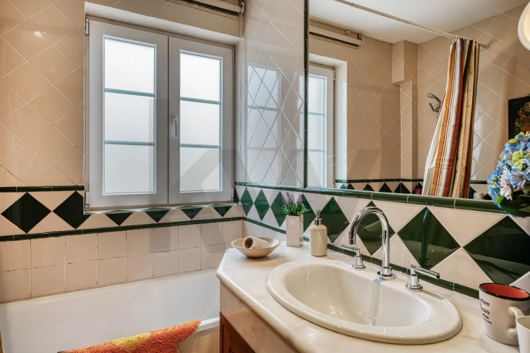 Moradia T5 para Venda em Colares Foto 26