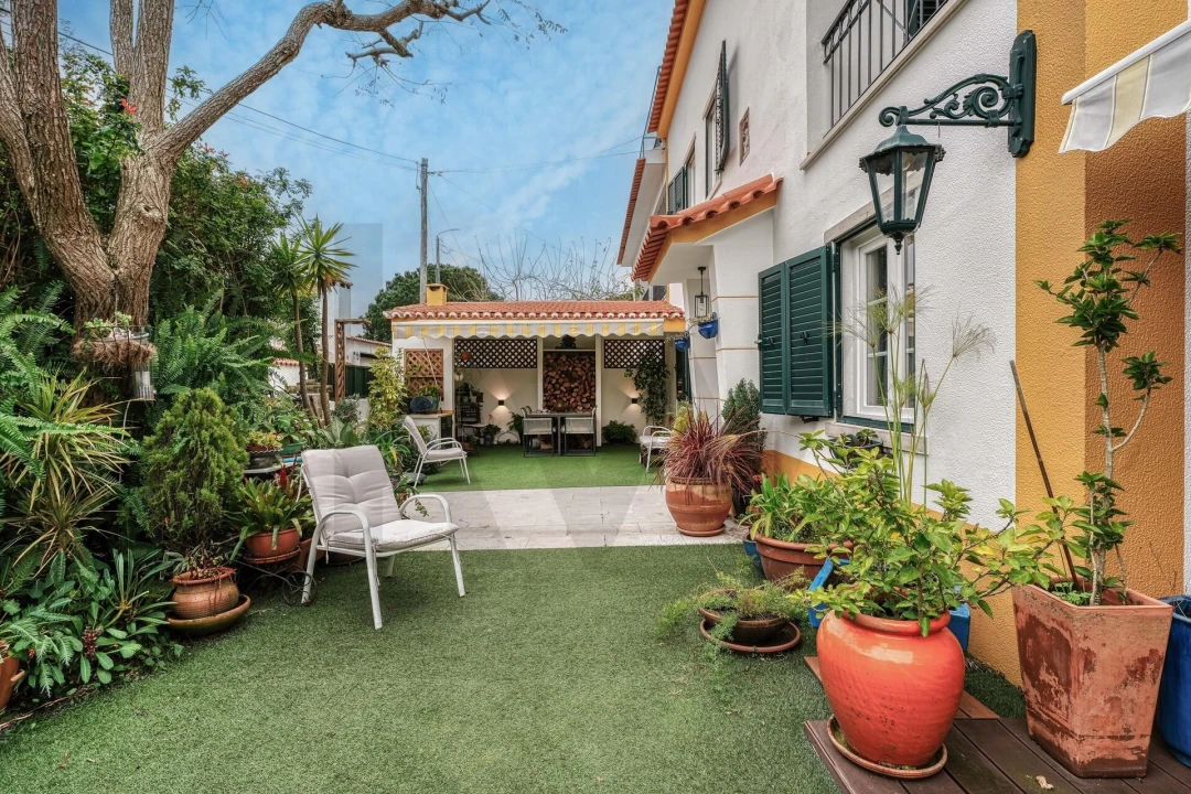 Moradia T5 para Venda em Colares Foto 5