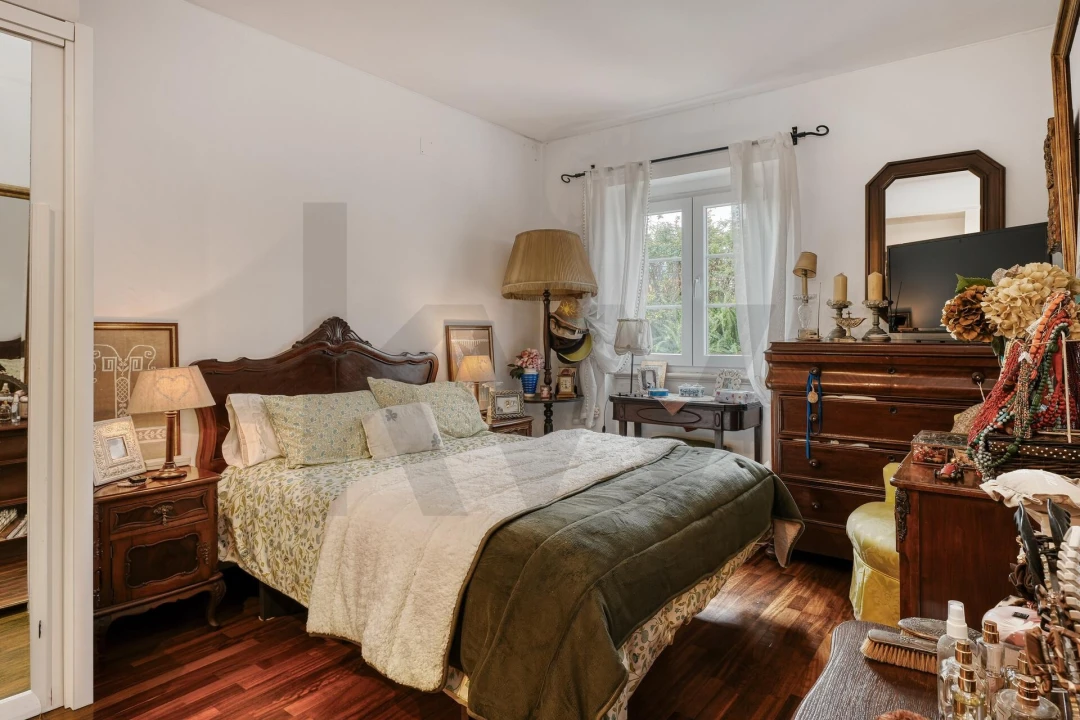 Moradia T5 para Venda em Colares Foto 14