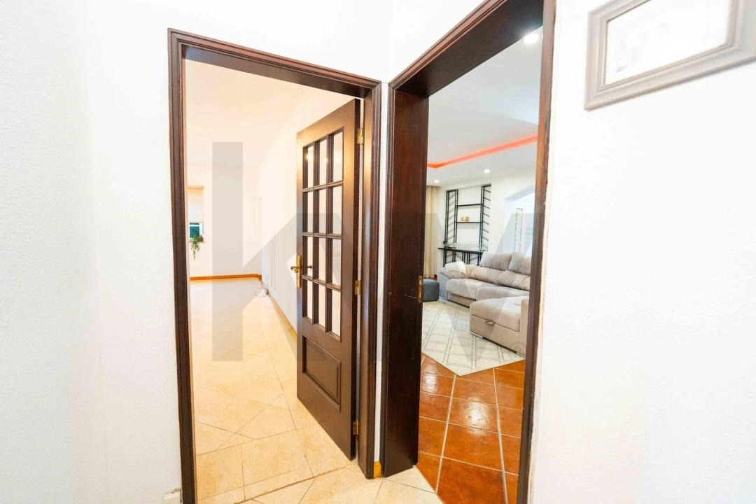 Moradia T4 para Venda em Friúmes e Paradela Foto 16