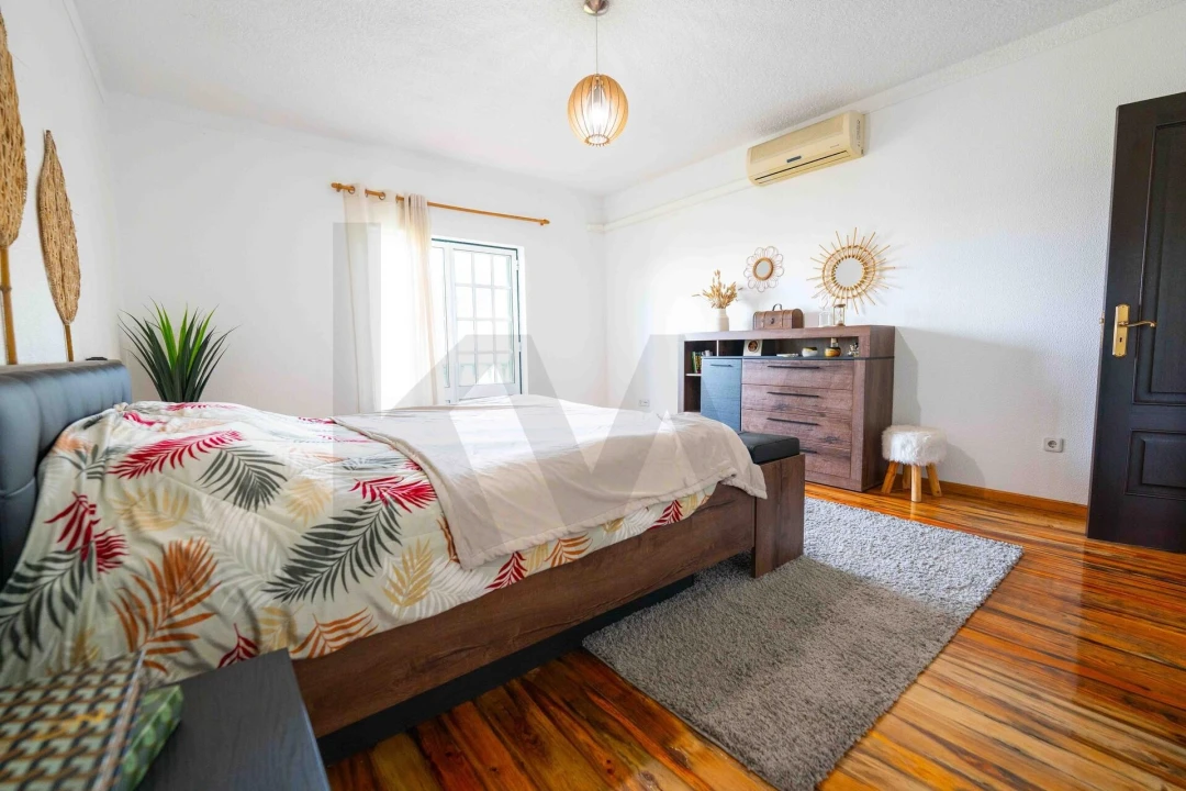 Moradia T4 para Venda em Friúmes e Paradela Foto 8