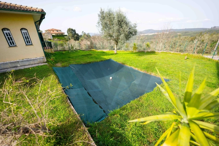 Moradia T4 para Venda em Friúmes e Paradela Foto 51