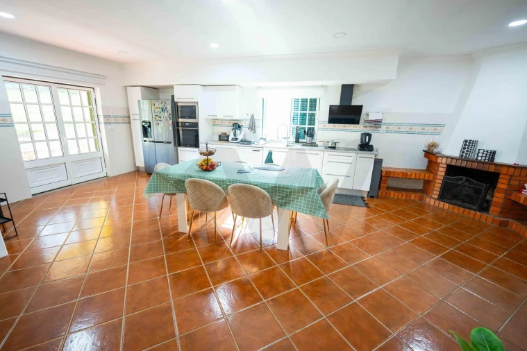 Moradia T4 para Venda em Friúmes e Paradela Foto 26