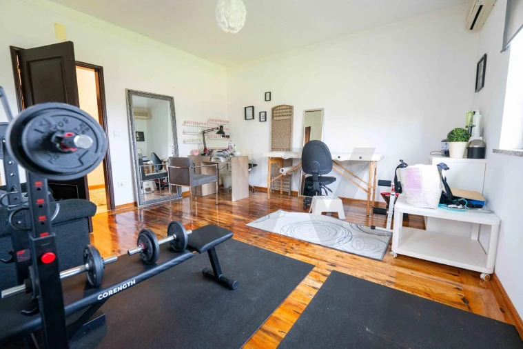 Moradia T4 para Venda em Friúmes e Paradela Foto 5