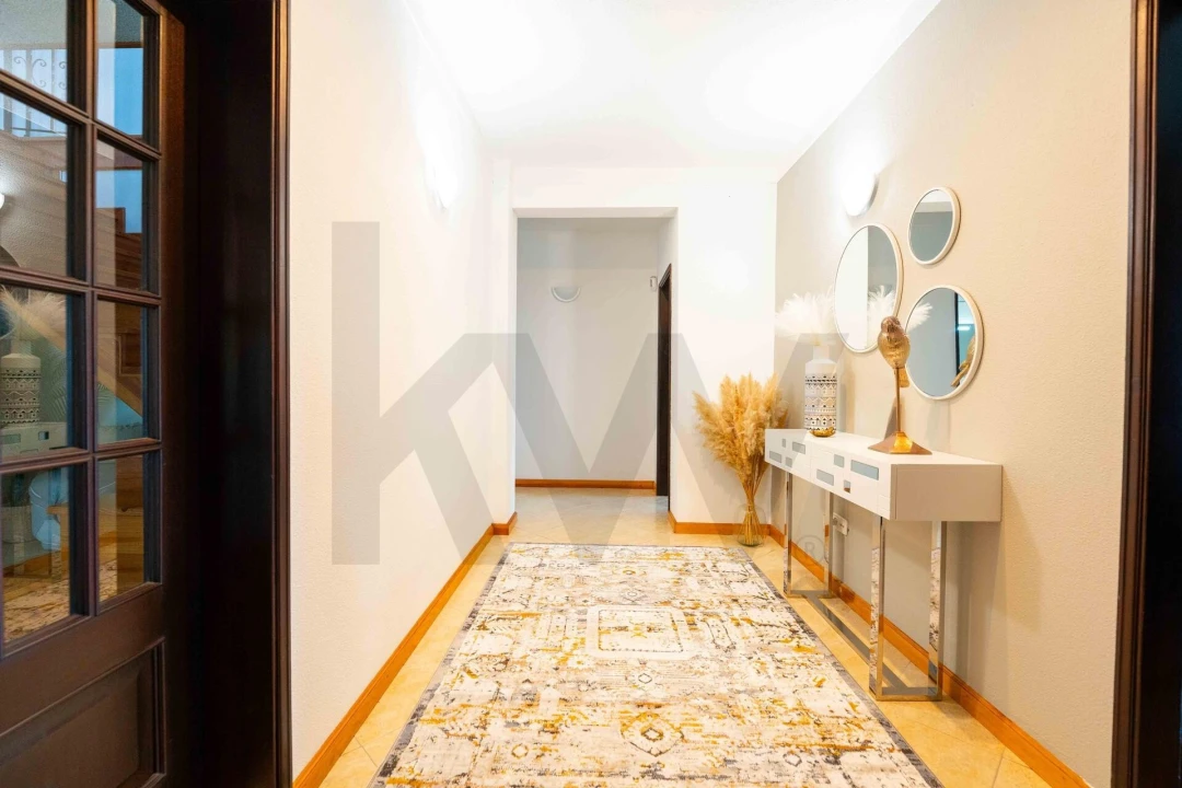 Moradia T4 para Venda em Friúmes e Paradela Foto 7