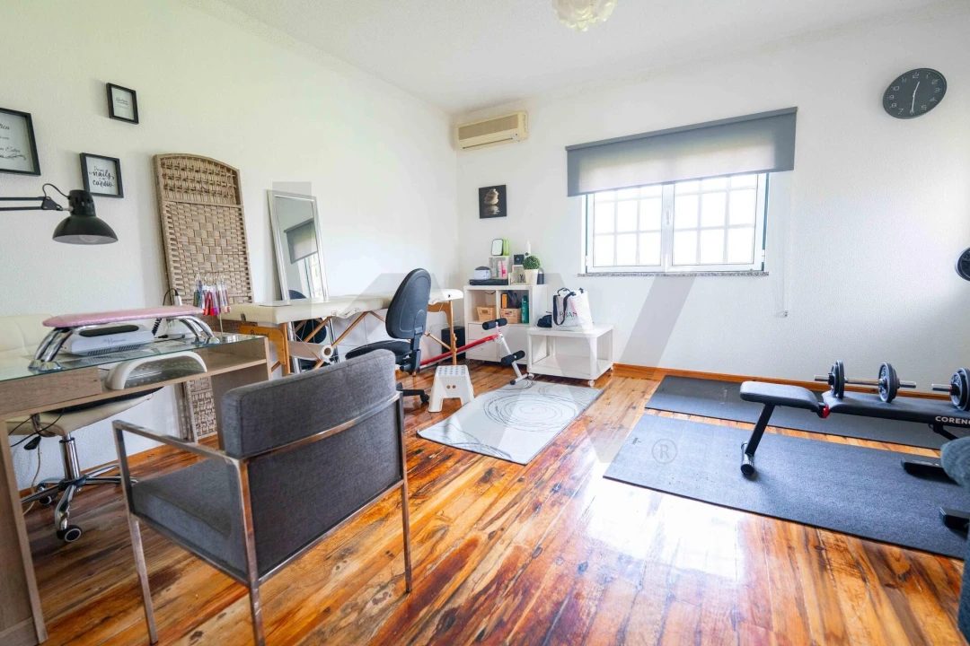 Moradia T4 para Venda em Friúmes e Paradela Foto 6