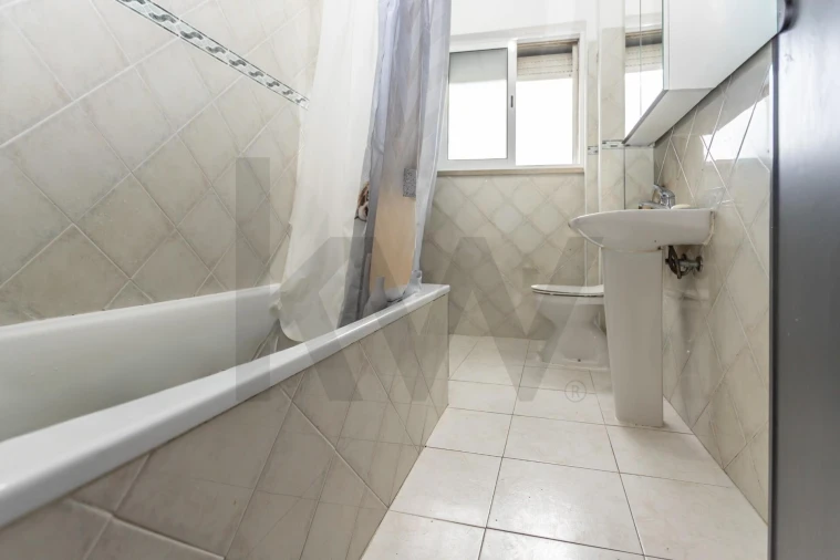 Apartamento T2 para Venda em Seixal, Arrentela e Aldeia de Paio Pires Foto 21