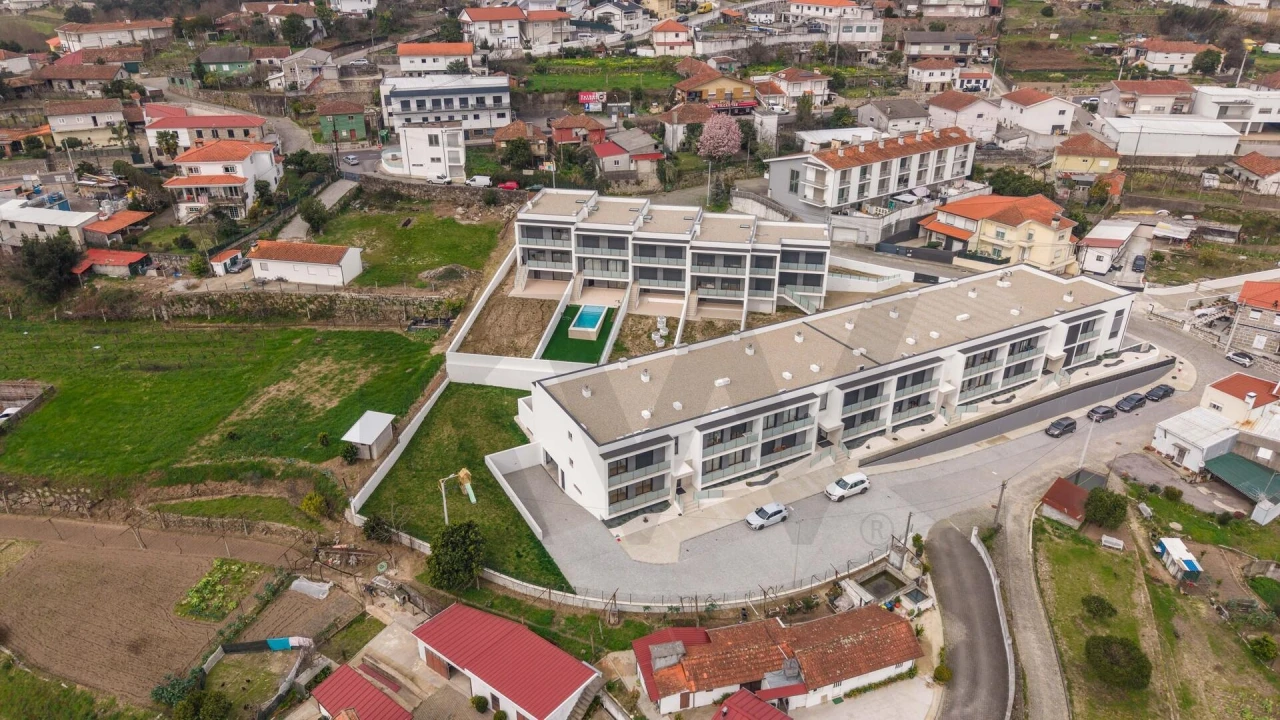 Apartamento T3 para Venda em Paredes Foto 32