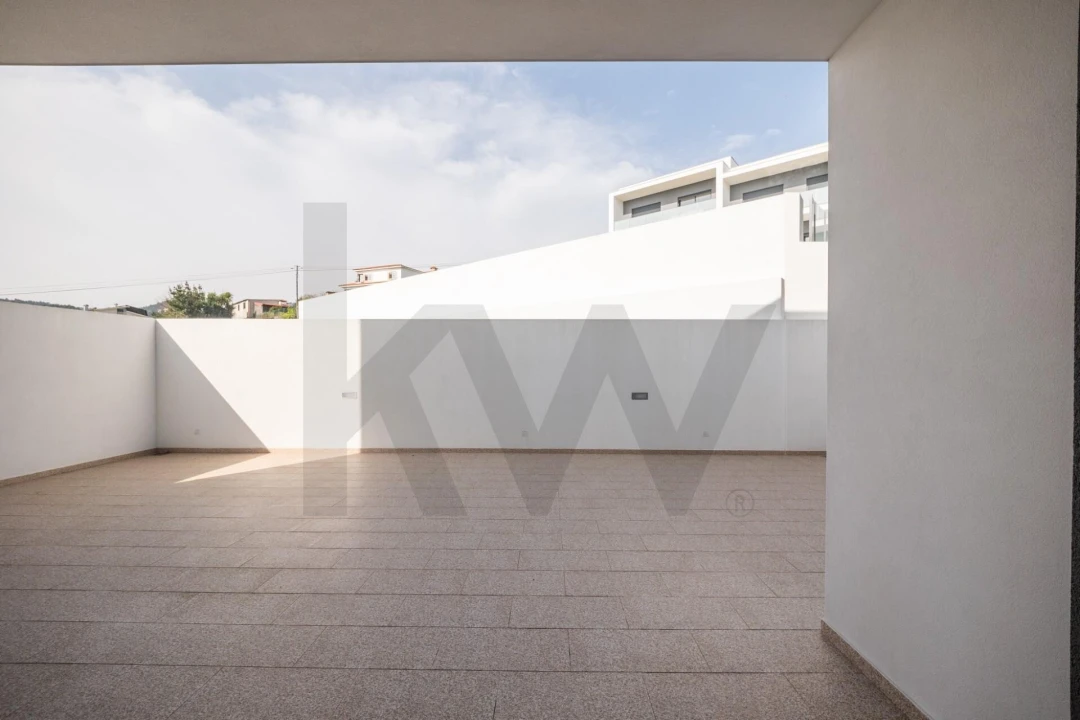 Apartamento T3 para Venda em Paredes Foto 24