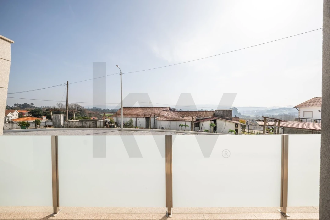 Apartamento T3 para Venda em Paredes Foto 25