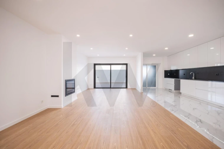 Apartamento T3 para Venda em Paredes Foto 3