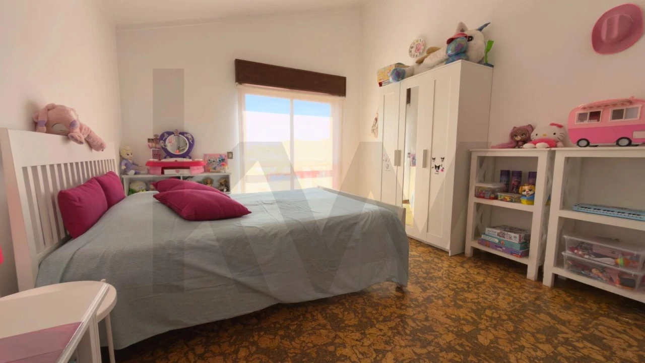 Moradia T7 para Venda em Quarteira Foto 14