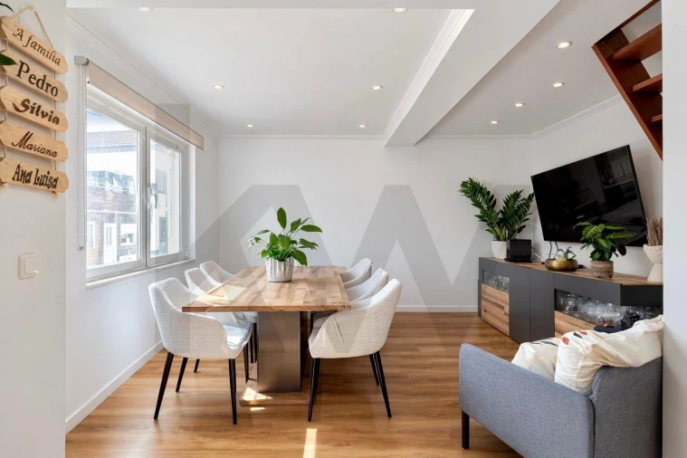 Moradia T1 para Venda em Costa da Caparica Foto 2