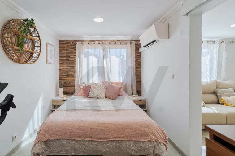 Moradia T1 para Venda em Costa da Caparica Foto 5