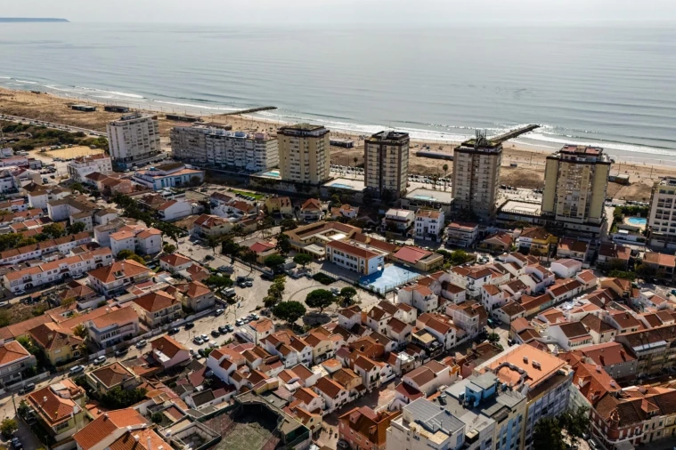 Moradia T1 para Venda em Costa da Caparica Foto 17