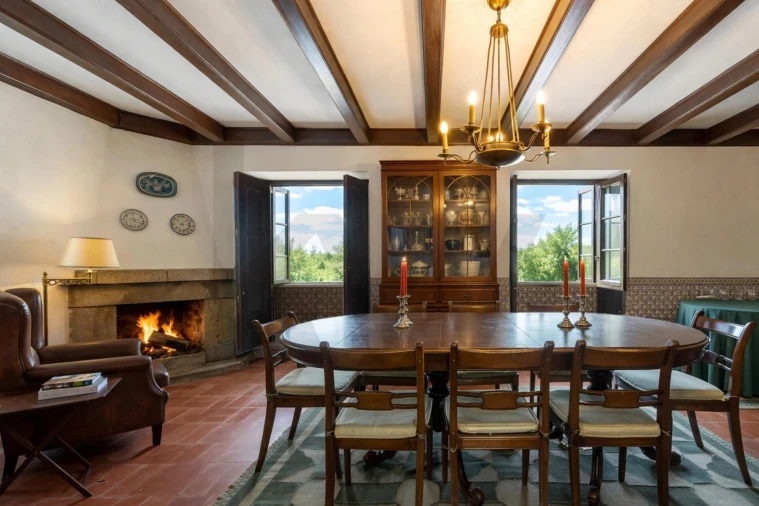 Moradia T5 para Venda em Barrô e Aguada de Baixo Foto 10