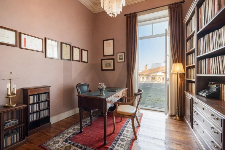 Moradia T5 para Venda em Barrô e Aguada de Baixo Foto 9