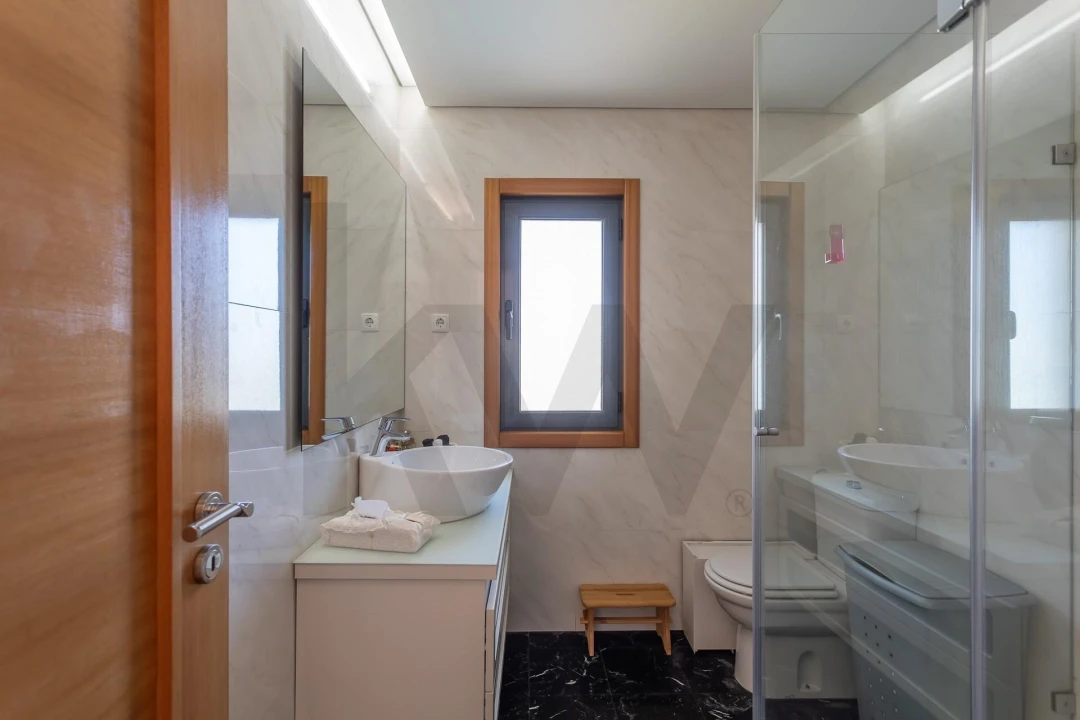 Apartamento T3 para Venda em Oeiras e São Julião da Barra, Paço de Arcos e Caxias Foto 32