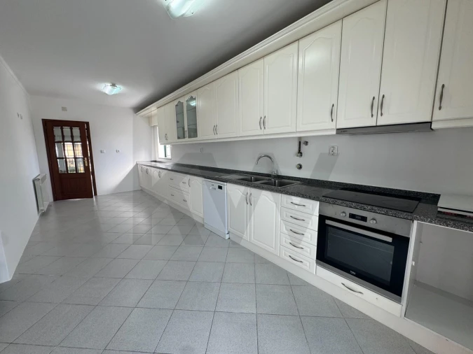 Moradia T4 para Venda em Ranhados Foto 10