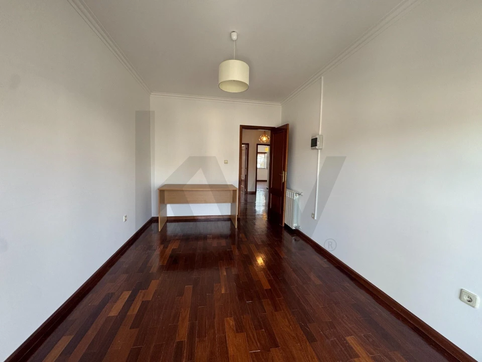 Moradia T4 para Venda em Ranhados Foto 18