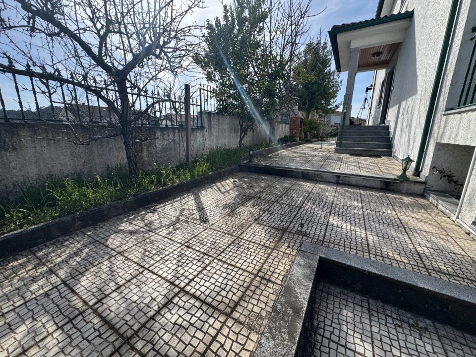 Moradia T4 para Venda em Ranhados Foto 5