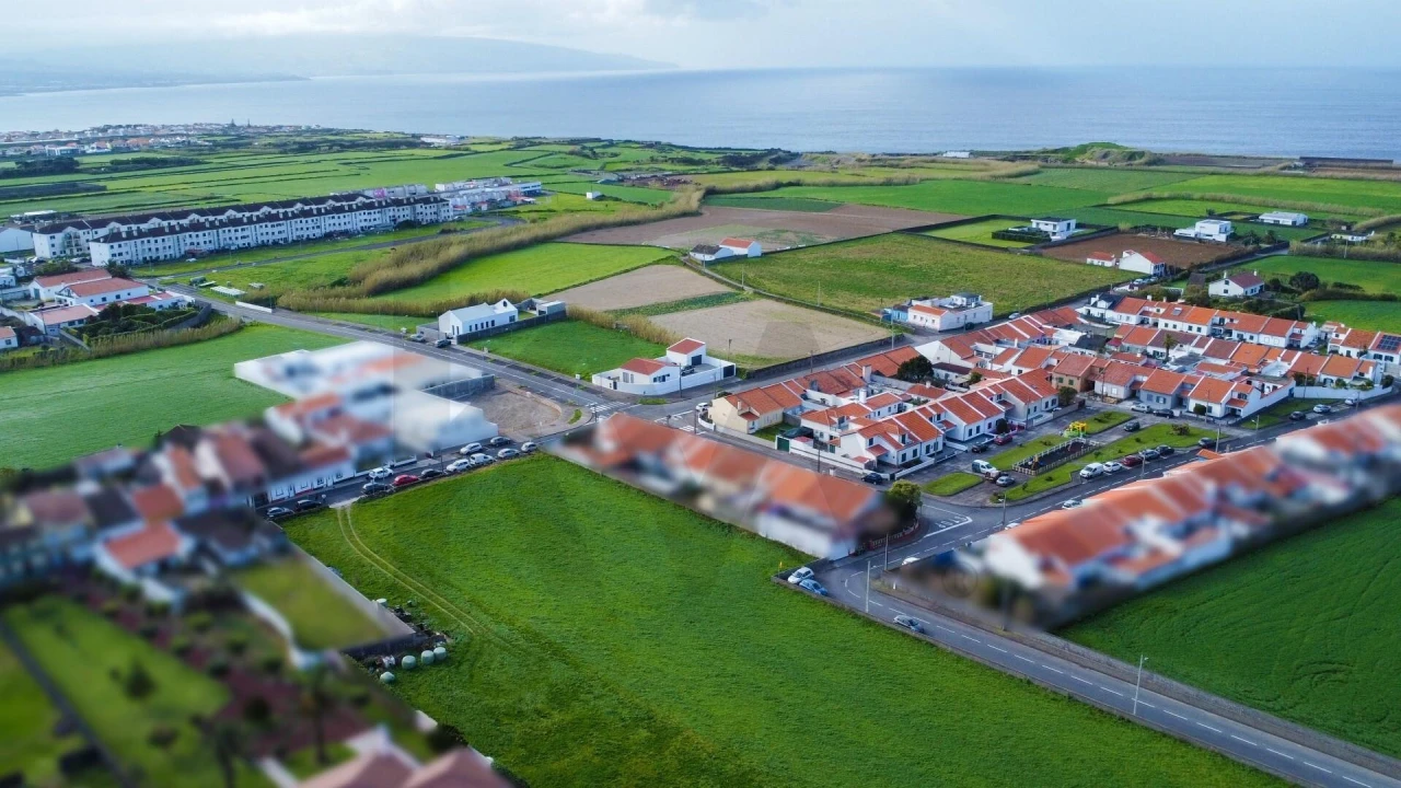 Terreno para Venda em Ribeirinha Foto 10