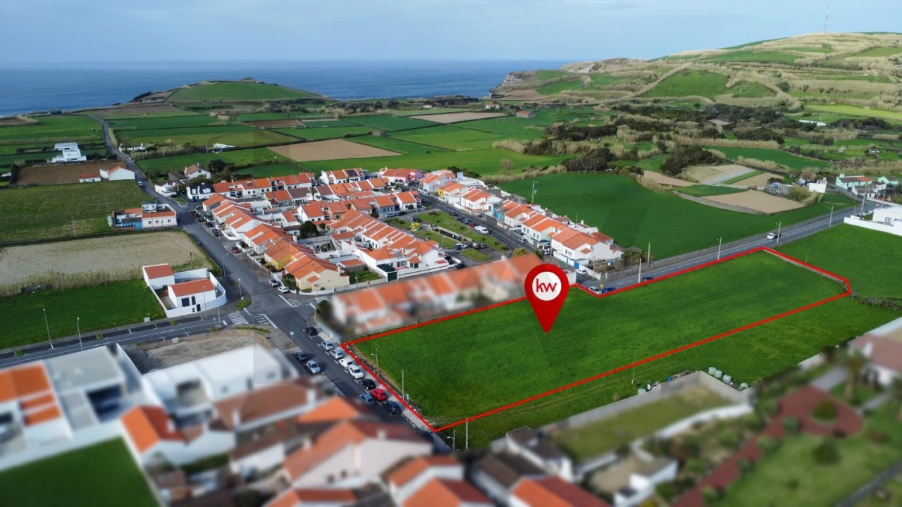 Terreno para Venda em Ribeirinha Foto 3