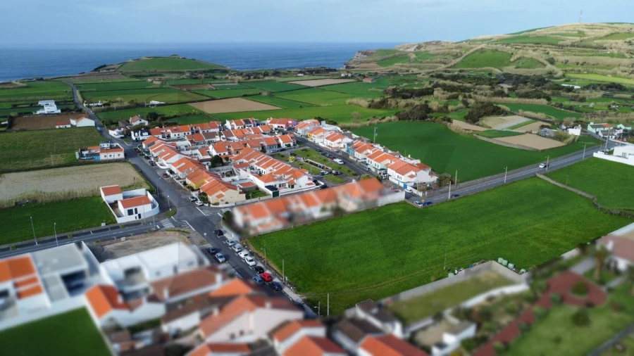 Terreno para Venda em Ribeirinha Foto 9