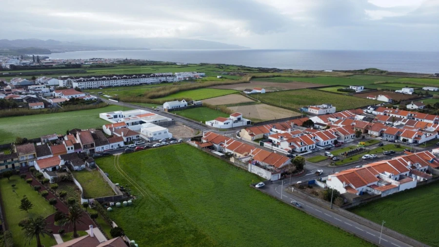 Terreno para Venda em Ribeirinha Foto 14