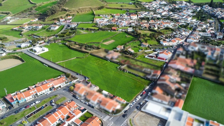 Terreno para Venda em Ribeirinha