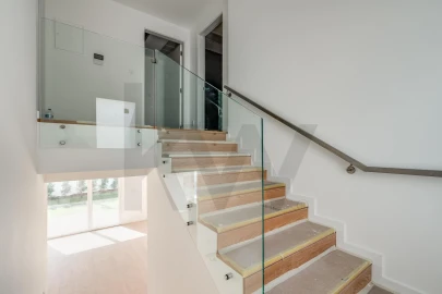 Moradia T4 para Venda em Alcabideche