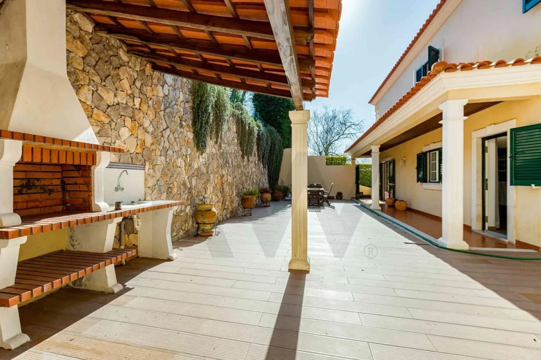 Moradia T5 para Venda em Serra e Junceira Foto 28