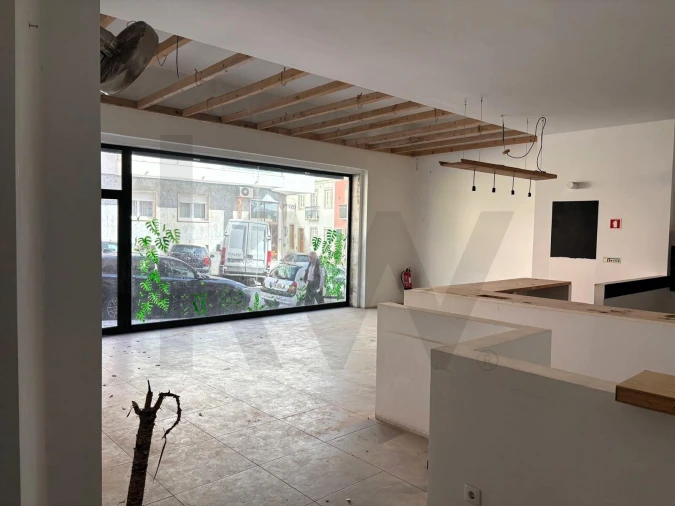 Loja para Arrendamento em Misericórdia Foto 11