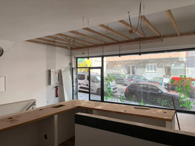 Loja para Arrendamento em Misericórdia Foto 5